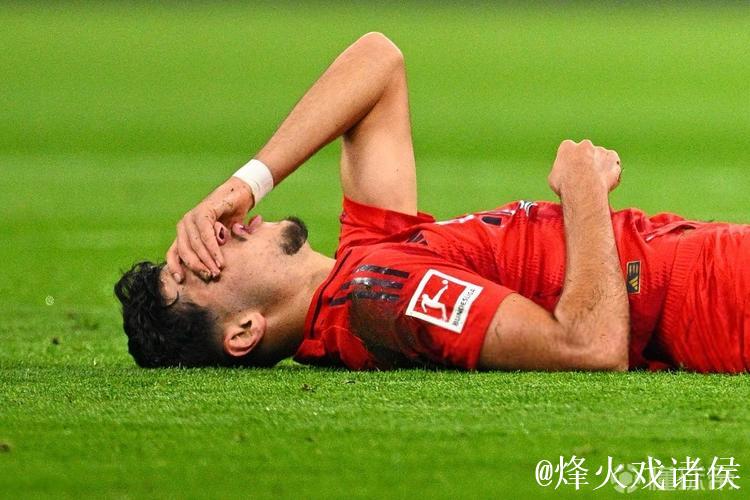 埃贝尔谈帕夫洛维奇受伤情况：疑似肌肉问题